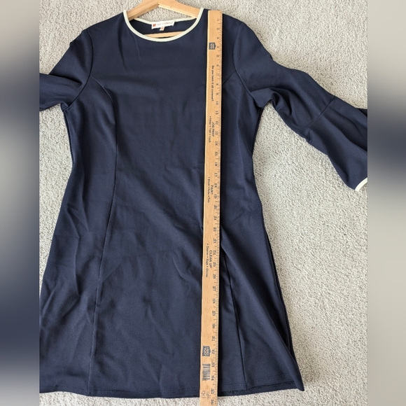 JUDE CONNALLY ALICE PONTE DRESS Navy Bell Sleeve Size Large Career Office - Picture 8 of 8
